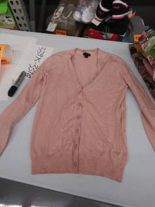 lot 33979 image: womens medium sweater