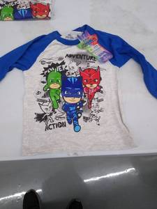 lot 33997 image: Boys 2T shirt
