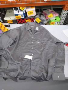 lot 35025 image: Mens Dress shirt size 17 12 in 3435