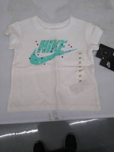 lot 35034 image: Girls 2T shirt