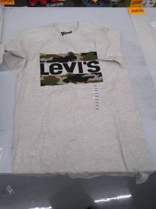 lot 35035 image: Small t-shirt