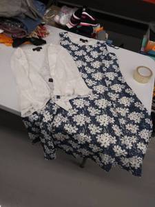 lot 35047 image: womens large dress and sweater
