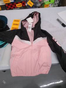 lot 35062 image: Girls jacket 810
