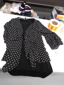 lot 35075 image: womens 16p shirt