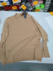 lot 35090 image: Womens sweater XXL