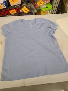 lot 35093 image: Womens shirt XL