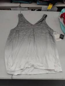 lot 35115 image: Ana Top, Size L