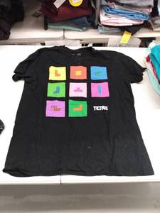 lot 35120 image: Tetris Shirt, Size L