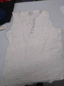 lot 35131 image: Womens tank Large