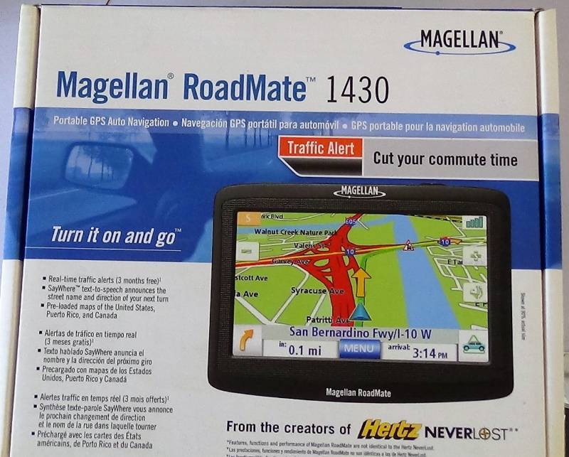 lot 2940 image: Magellan RoadMate 1430 4.3-Inch Portable GPS Navigator