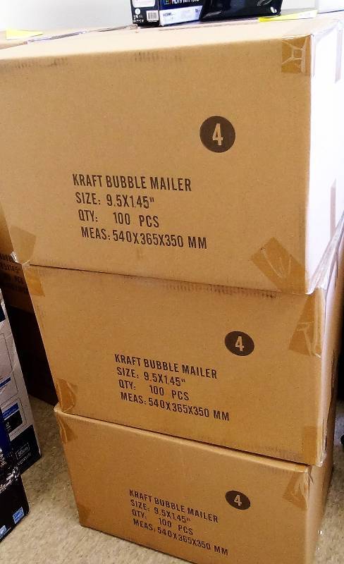 lot 2944 image: Kraft Bubble Mailer 9.5 x 14.5 Protective Self-Seal USPS, UPS, DHL Approved Tear