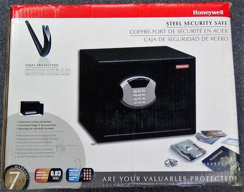 lot 2953 image: Honeywell  Medium Steel Security Safe 0.83 Cubic Feet