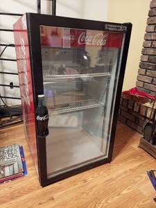 lot 6587 image: Beverage-Air Glass Door Coca-Cola Refrigerator - Runs but Did Not Cool