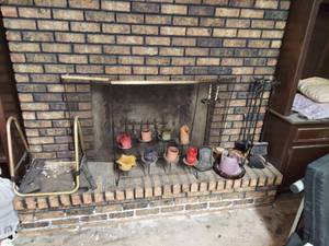 lot 7286 image: Fireplace Tools, Fireplace Screen, Log Holder and Candle Holder