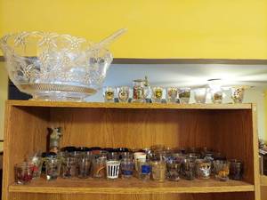 lot 7352 image: Shot Glasses on Top Shelf