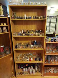 lot 7353 image: Bookshelf - Contents Not Included