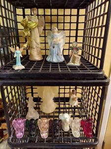 lot 7356 image: Assorted Angels