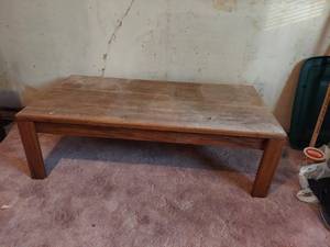 lot 7399 image: Oak Coffee Table