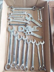 lot 7408 image: Assorted Wrenches