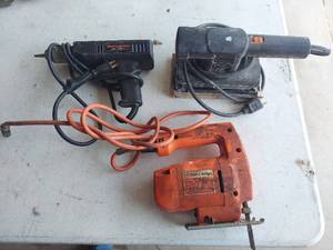 lot 7411 image: 3 Black & Decker Tools - Drill, Sander and Jig Saw