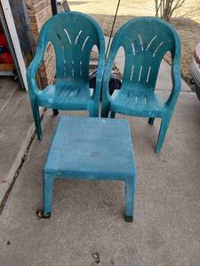 lot 7443 image: 2 Plastic Chairs and Side Table