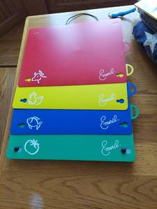 lot 7449 image: Emeril Cutting Board with Colored Mats