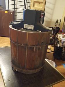 lot 7236 image: Ice cream freezer