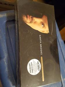 lot 7242 image: Garth Brooks 6 CD set, unopened