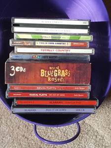 lot 7266 image: Asst. CDs mostly country