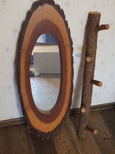 lot 7380 image: Mirror & hat rack