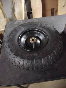 lot 11983 image: turf tire 13 in