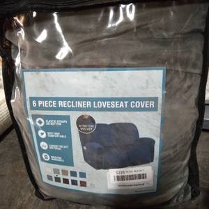 lot 47993 image: 6 Piece Recliner Loveseat Cover