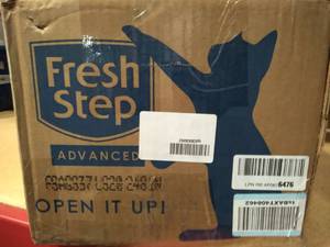 lot 95014 image: Fresh Step Advance- Kitty Litter