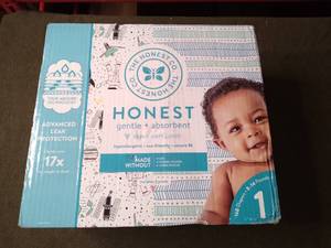lot 96350 image: Honest Super Club Box, Size 1 Diapers, 160 Count, True Absorb Technology,