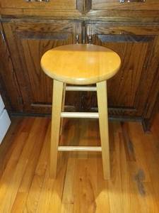 lot 4001 image: Wood Barstool