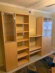 lot 4009 image: Interchangeable Entertainment CenterBookshelves