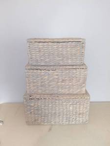 lot 4758 image: MDesign Home Decor Storage Baskets