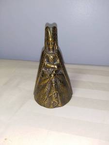lot 4766 image: Vintage Brass Queen Bell