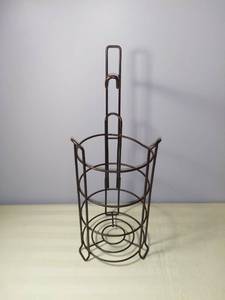 lot 4768 image: Metal Toilet Paper Holder