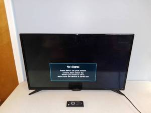 lot 4952 image: Nice 32 Insignia Television With Remote Tested And Working