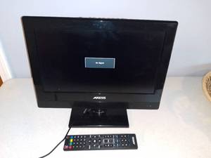 lot 4954 image: Access 16 TVDVD Combo In Great Condition Tested And Working