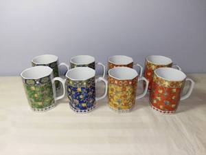 lot 4978 image: Set of 8 Floral Coffee Mugs