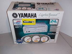lot 5015 image: Yamaha Light Speed 24x Read Write in Box Recorder Untester