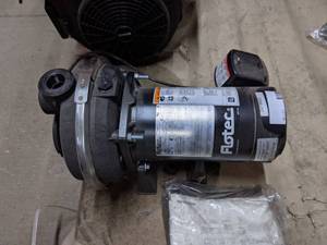 lot 5 image: Flotec Water Pump FP4332-08 (NEW AND UNUSED)