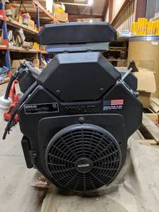 lot 7 image: Kohler Command Pro CH750 747cc 27 Gross HP Electric Start Horizontal Engine, 1-18 x 4 Crankshaft, Tapped 716-20 (NEW AND UNUSED)