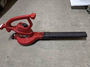 lot 12 image: Toro Ultra 260 mph 340 CFM 110 volt Electric Handheld Leaf BlowerVacuum New, Tested and works as it should