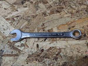 lot 28 image: (50) 38 Combo Wrenches