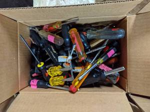 lot 95 image: (50) Assorted Screwdrivers