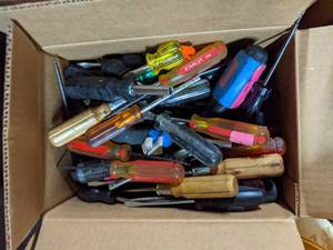 lot 97 image: (50) Assorted Screwdrivers