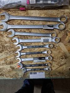 lot 34 image: (9) Piece Metric Combo Wrench Set